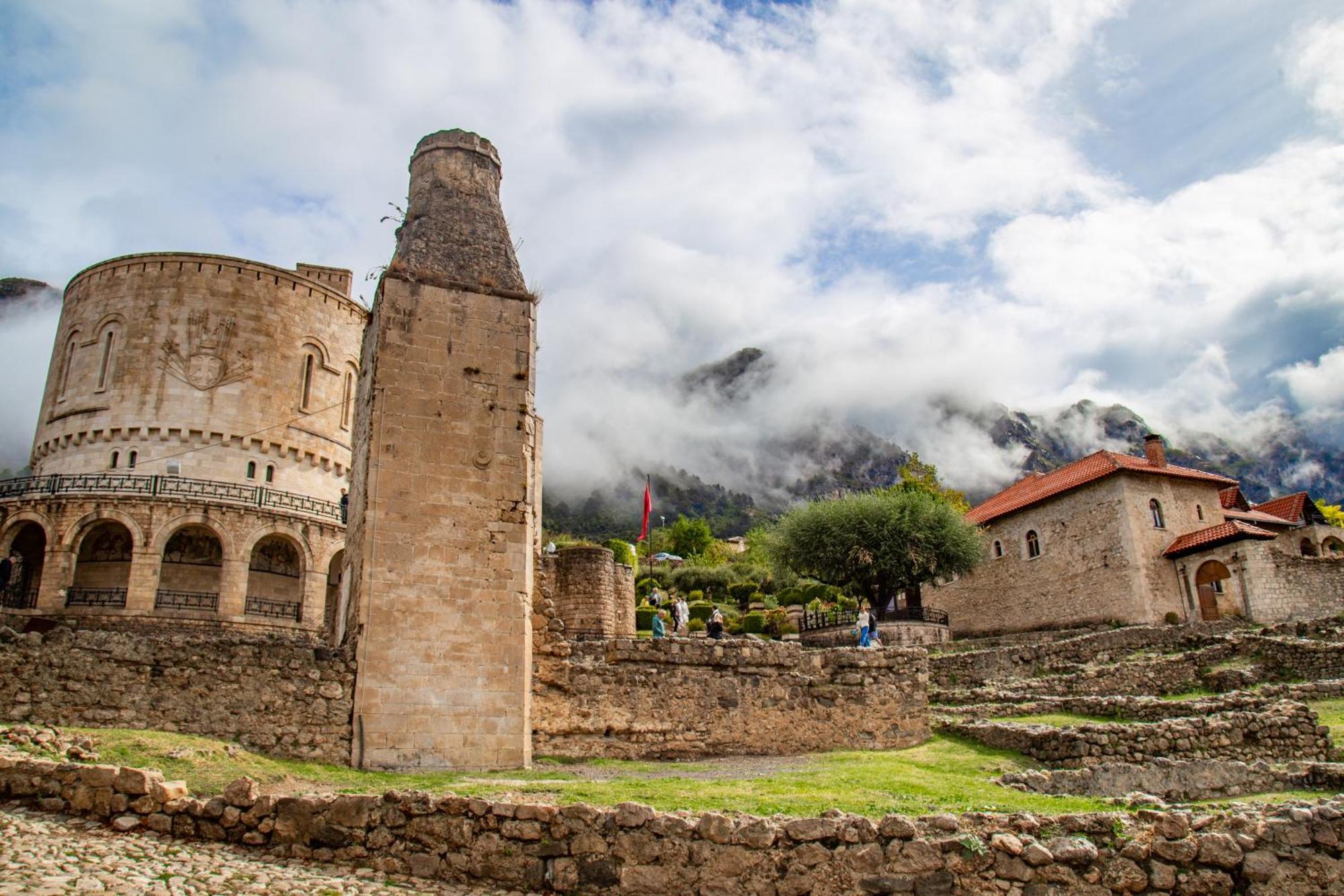 Kruja Albergo Diffuso , Inside Kruja Castle Exteriér fotografie